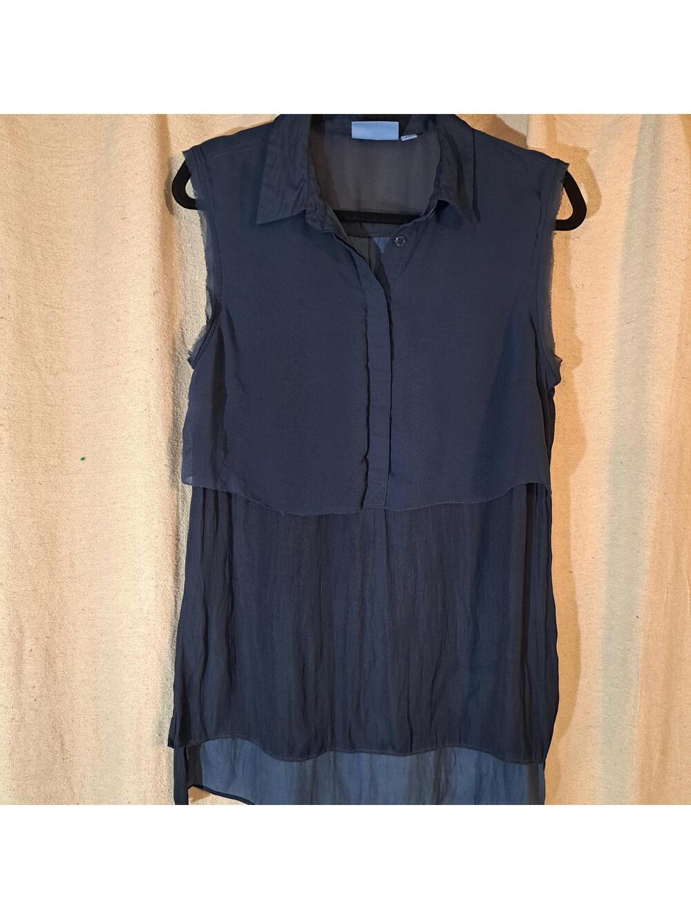 Simply Vera Vera Wang Sleeveless Navy Blouse, Size Large